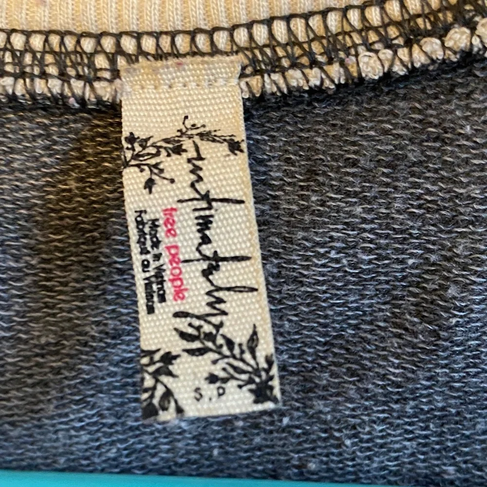 Free People distressed Gray and White Sleeveless V-neck Bodysuit activewear - Picture 8 of 9